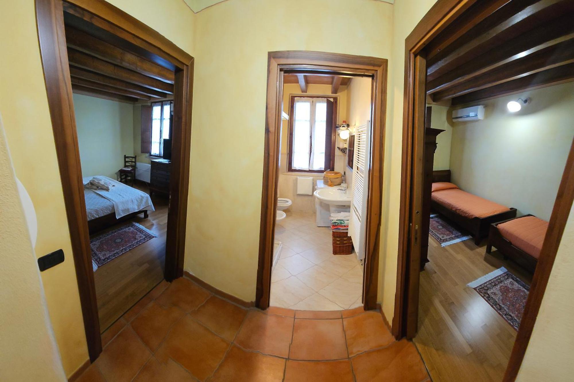 Corte La Guarnigione Valeggio sul Mincio Esterno foto